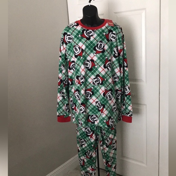 Disney's Mens Mickey Mouse & Minnie Mouse Holliday Pajama Set | XL - Picture 3 of 12